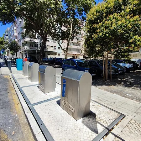 In Penha De Franca 아파트 리스본